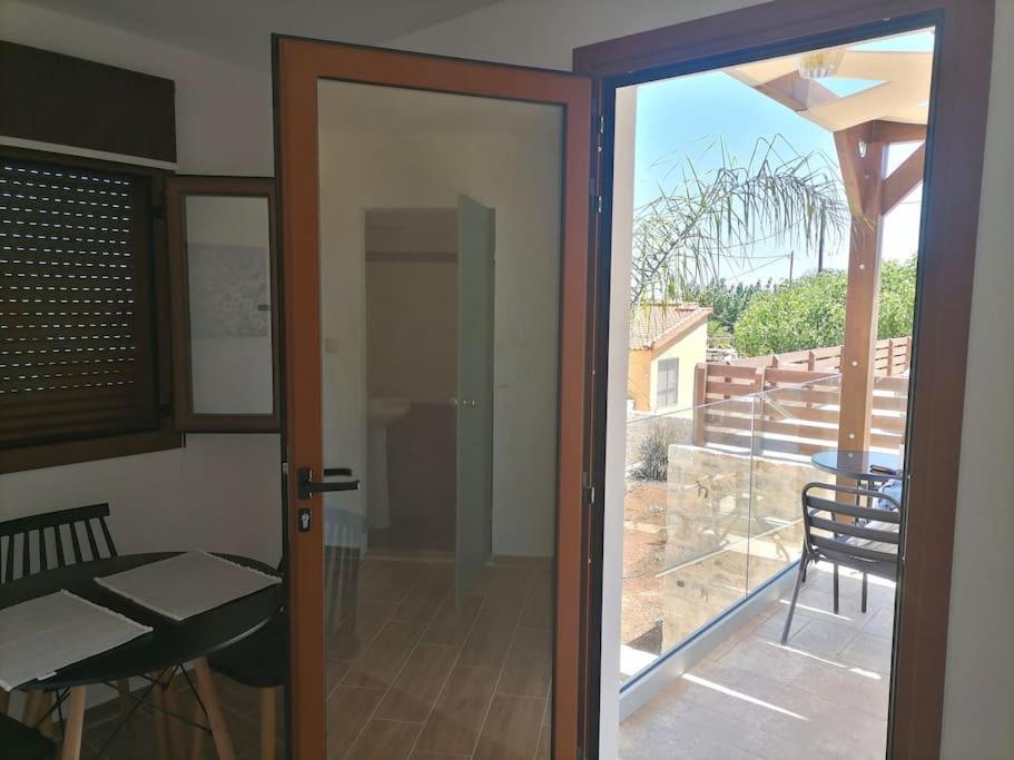 Halepouri Apartment Chrissi Akti Chania Exterior foto